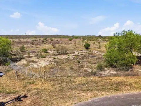 14215 quintana, Atascosa, TX 78002 — photo 25