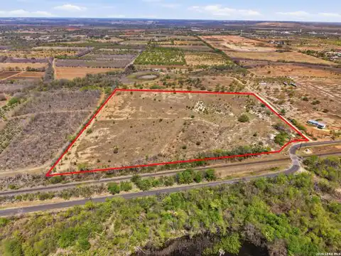 14215 quintana, Atascosa, TX 78002 — photo 16