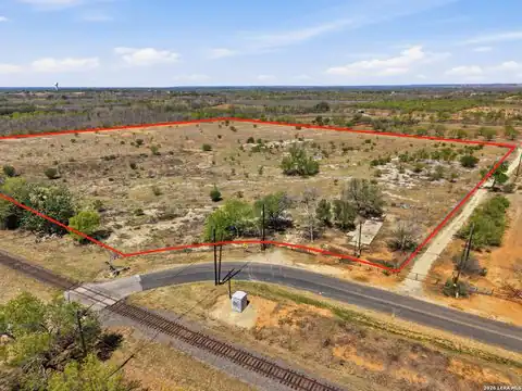 14215 quintana, Atascosa, TX 78002 — photo 19