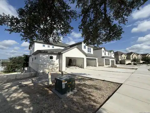 102 MAGNOLIA CIR, Boerne, TX 78006 — photo 3
