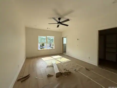 106 MAGNOLIA CIR, Boerne, TX 78006 — photo 5