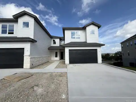 110 MAGNOLIA CIR, Boerne, TX 78006 — photo 2