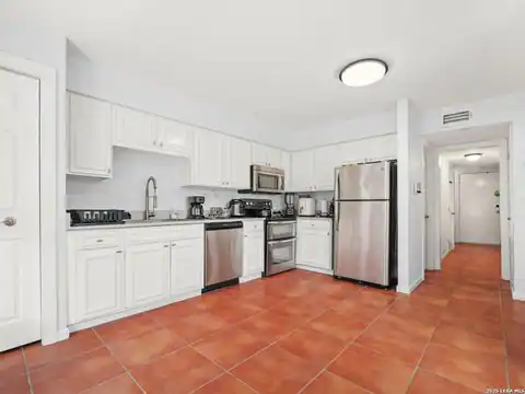 7711 Callaghan #APT 805, San Antonio, TX 78229 — photo 24