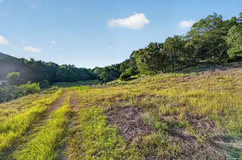 449 SHEPHERDS CROOK, Helotes, TX 78023 — photo 19