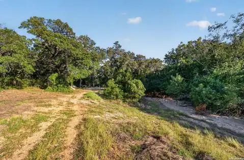 449 SHEPHERDS CROOK, Helotes, TX 78023 — photo 21