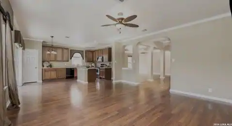 8023 JALANE OAKS, San Antonio, TX 78255 — photo 4