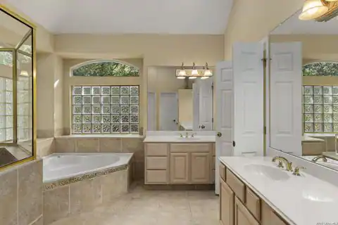 17310 MOUNT EVEREST ST, San Antonio, TX 78232 — photo 19