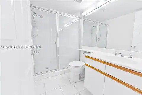 3500 Mystic Pointe Dr #2101, Aventura, FL 33180 — photo 12