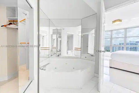 3500 Mystic Pointe Dr #2101, Aventura, FL 33180 — photo 26