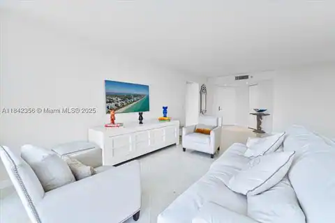 3500 Mystic Pointe Dr #2101, Aventura, FL 33180 — photo 5