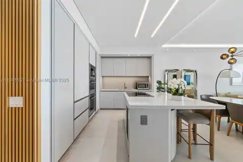 18975 Collins Ave #401, Sunny Isles Beach, FL 33160 — photo 10