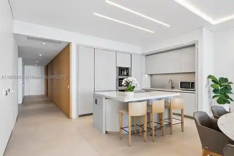 18975 Collins Ave #401, Sunny Isles Beach, FL 33160 — photo 8