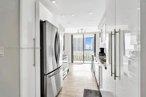 3000 Island Blvd #903, Aventura, FL 33160 — photo 20