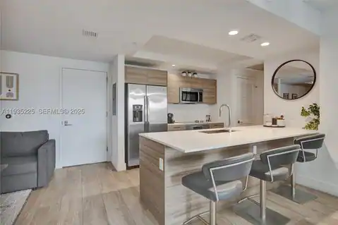 121 NE 34th St #902, Miami, FL 33137 — photo 11