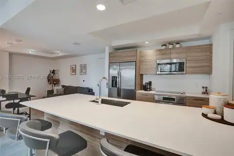 121 NE 34th St #902, Miami, FL 33137 — photo 13