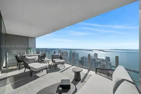 300 Biscayne Blvd Way #4602, Miami, FL 33131 — photo 2