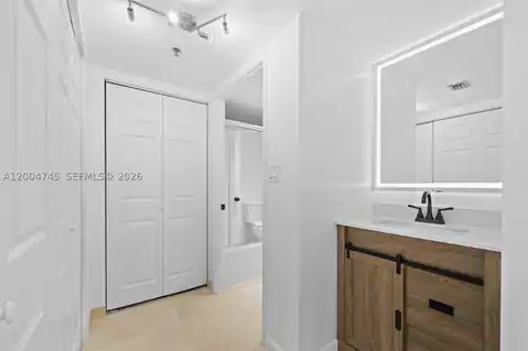 20505 E Country Club Dr #1938, Aventura, FL 33180 — photo 9