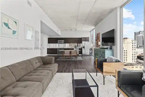 151 SE 1st St #1402, Miami, FL 33131 — photo 2