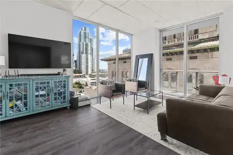 151 SE 1st St #1402, Miami, FL 33131 — photo 3