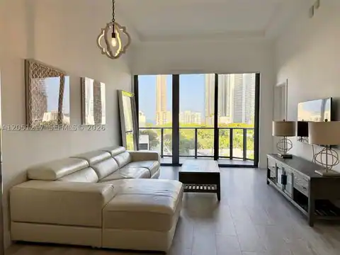 121 NE 34th St #L605, Miami, FL 33137 — photo 3