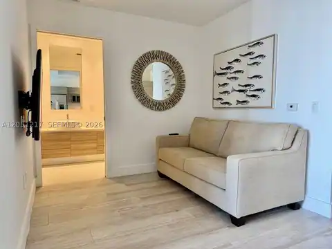 121 NE 34th St #L605, Miami, FL 33137 — photo 9