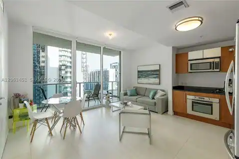 300 S Biscayne Blvd #T-2309, Miami, FL 33131 — photo 3
