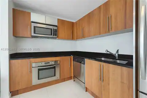 300 S Biscayne Blvd #T-2309, Miami, FL 33131 — photo 5