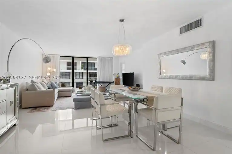 9801 Collins Ave #20V, Bal Harbour, FL 33154