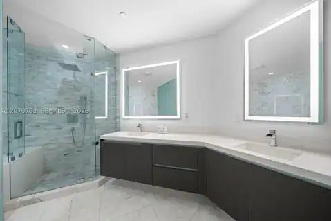851 NE 1st Ave #1610, Miami, FL 33132 — photo 12