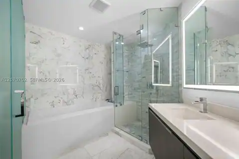 851 NE 1st Ave #1610, Miami, FL 33132 — photo 13