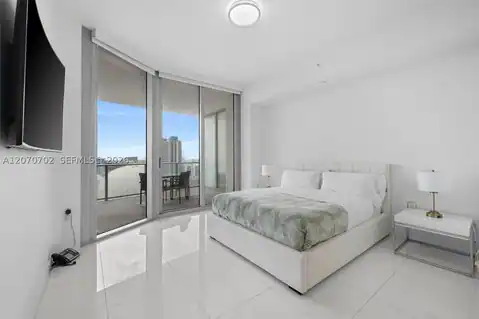 851 NE 1st Ave #1610, Miami, FL 33132 — photo 9
