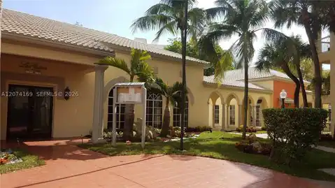 8100 Geneva Ct #438, Doral, FL 33166 — photo 10