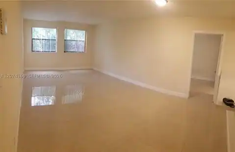 8100 Geneva Ct #438, Doral, FL 33166 — photo 4