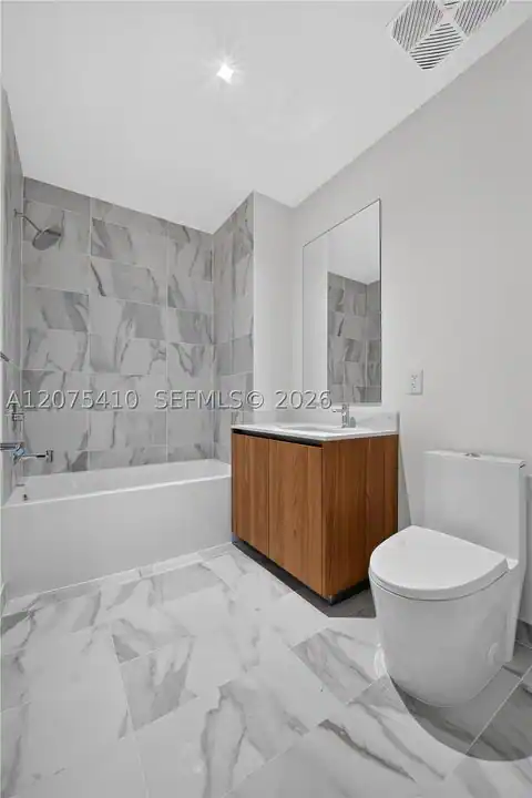 1400 Biscayne Blvd #1502, Miami, FL 33132 — photo 17