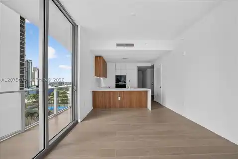 1400 Biscayne Blvd #1502, Miami, FL 33132 — photo 6