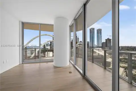 1400 Biscayne Blvd #1502, Miami, FL 33132 — photo 7