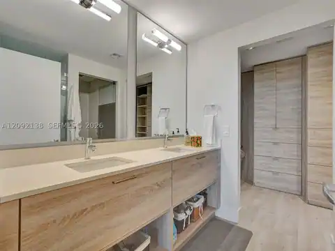 16385 Biscayne Blvd #2107, North Miami Beach, FL 33160 — photo 14