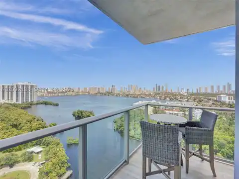 16385 Biscayne Blvd #2107, North Miami Beach, FL 33160 — photo 20