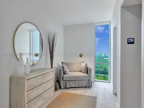 16385 Biscayne Blvd #2107, North Miami Beach, FL 33160 — photo 25