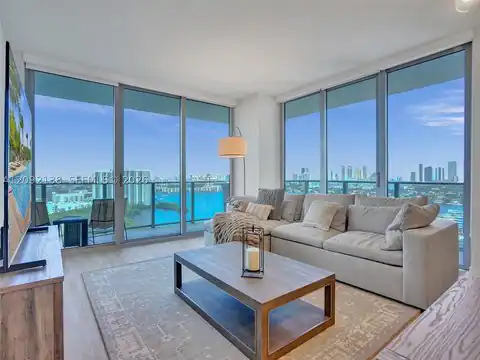 16385 Biscayne Blvd #2107, North Miami Beach, FL 33160 — photo 27