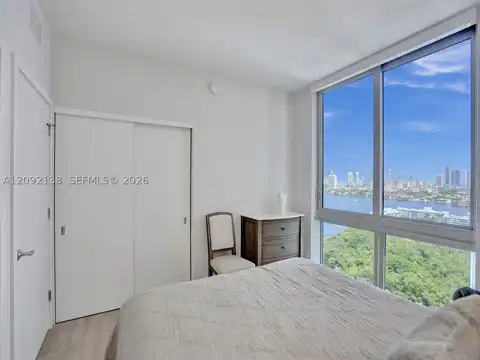 16385 Biscayne Blvd #2107, North Miami Beach, FL 33160 — photo 5