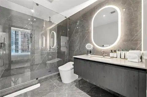 20 NE 11th #3308, Miami, FL 33132 — photo 11