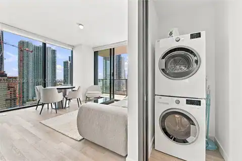 20 NE 11th #3308, Miami, FL 33132 — photo 16