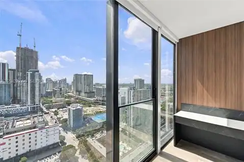 20 NE 11th #3308, Miami, FL 33132 — photo 23