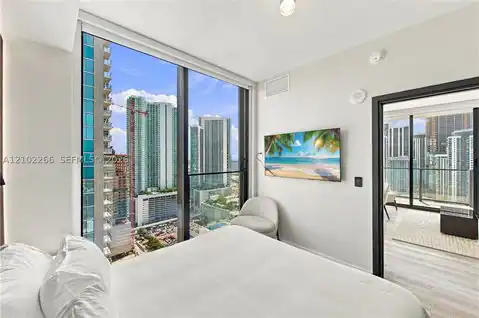 20 NE 11th #3308, Miami, FL 33132 — photo 8