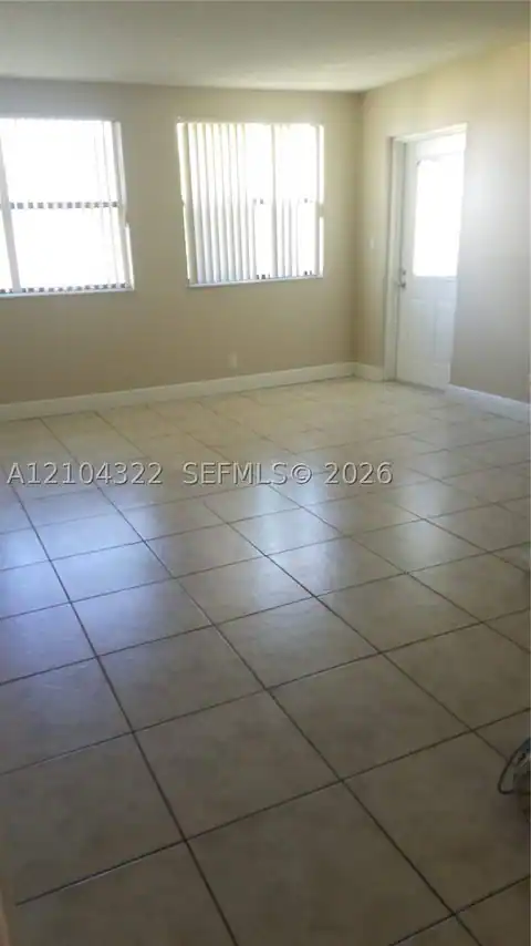 8120 Geneva Ct #553, Doral, FL 33166 — photo 3
