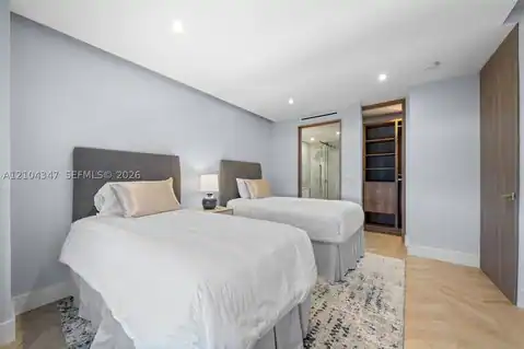 10185 Collins Ave #919, Bal Harbour, FL 33154 — photo 23