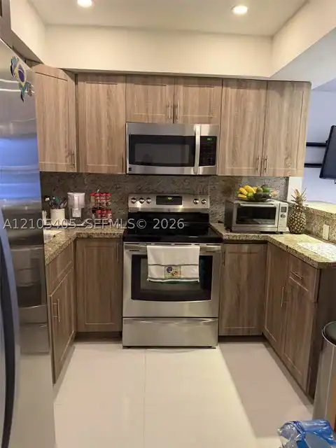 17570 Atlantic Blvd #119, Sunny Isles Beach, FL 33160 — photo 5