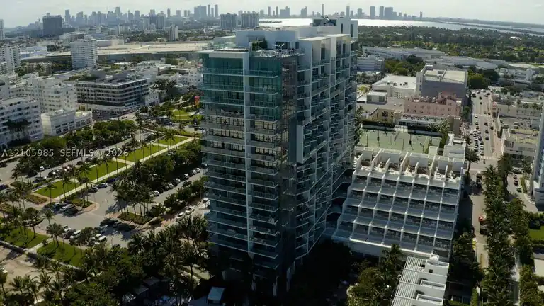 2201 Collins Ave #1513, Miami Beach, FL 33139