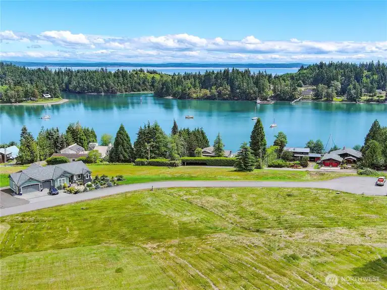 140 Harolds Hollow, Port Ludlow, WA, 98365